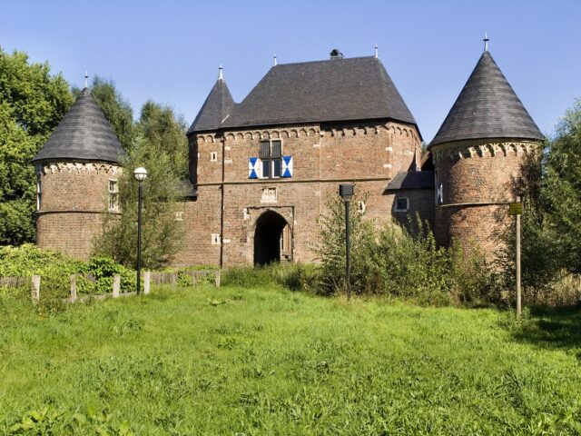NRW, Oberhausen Burg Vondern 01
