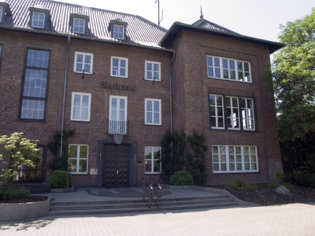 NRW Burg Dinslaken (Rathaus) 03